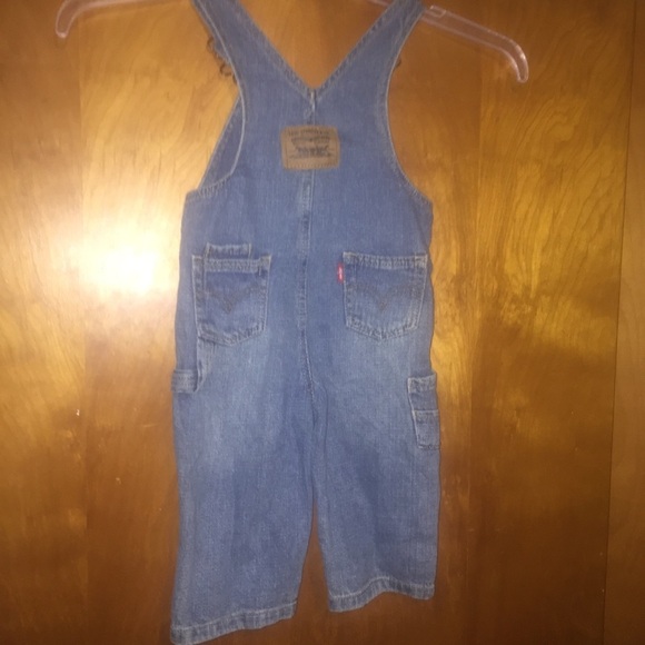 𝅺Levi baby boy jean denim overalls size 18 Months - Picture 2 of 3